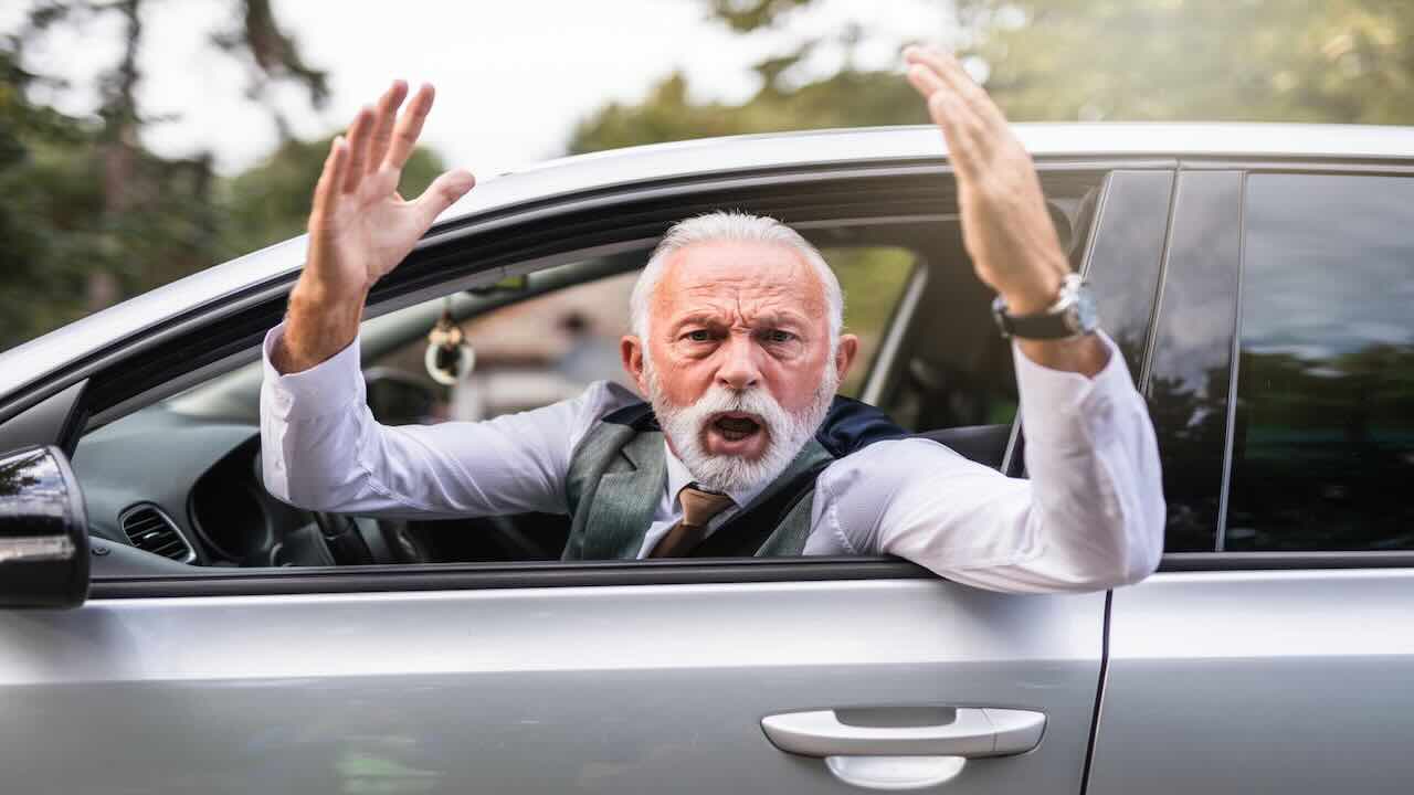 © Permis de conduire sous surveillance: vers une déclaration obligatoire pour les plus de 65 ans ?