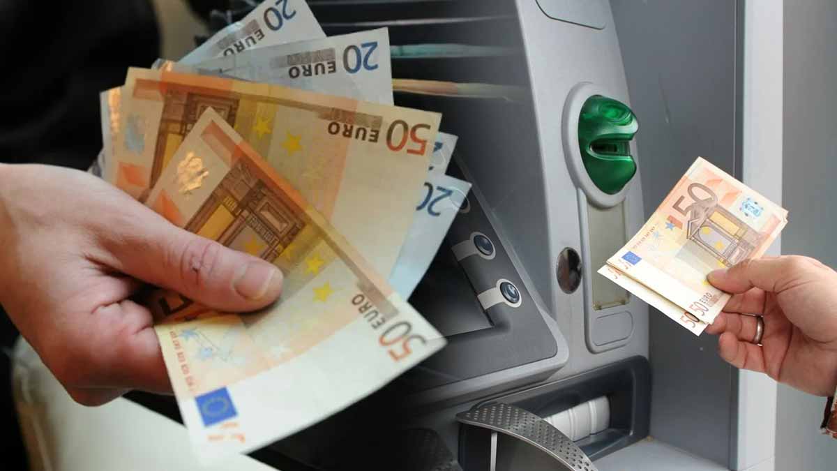 Billets il sera désormais obligatoire d’avoir un justificatif pour retirer de l’argent liquide auprès d’un distributeur, mais seulement dans ce cas précis