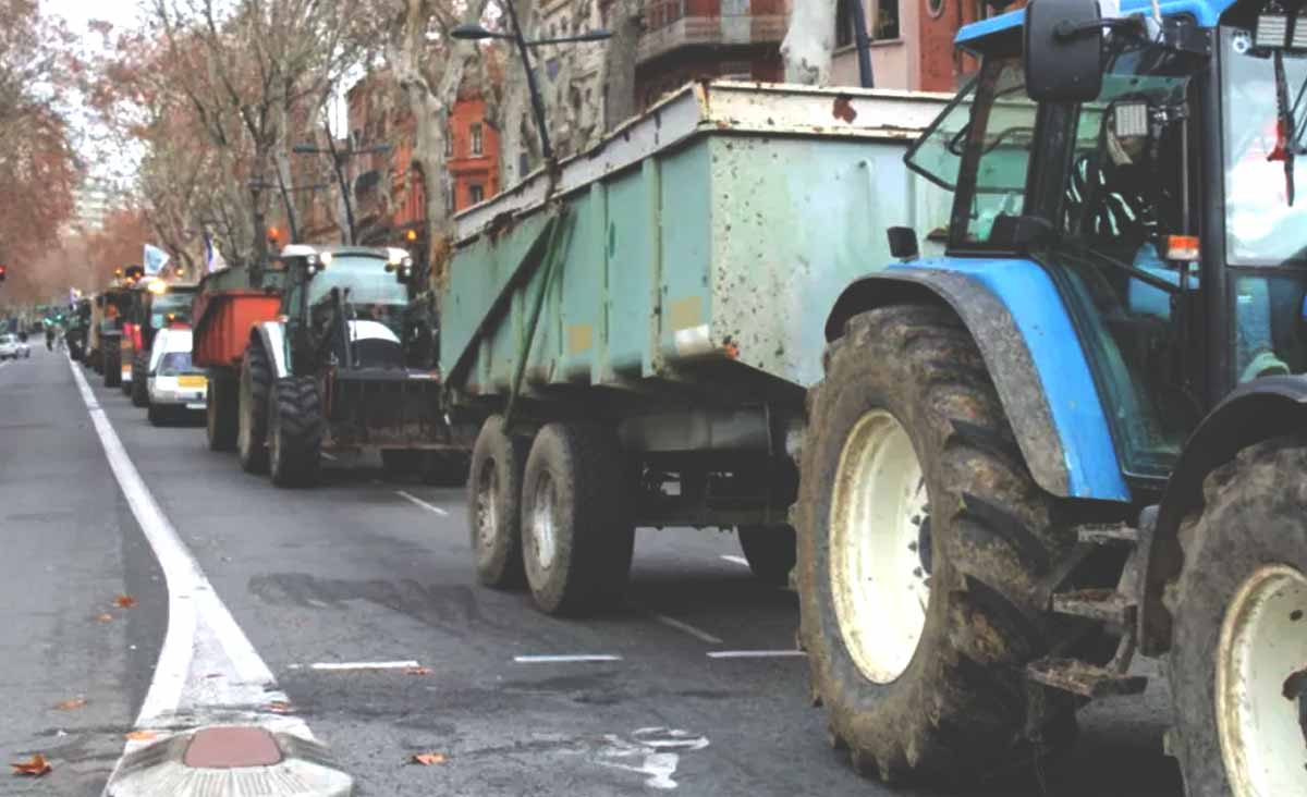 Manifestation agricole : près de 200 personnes rassemblées à Montauban
