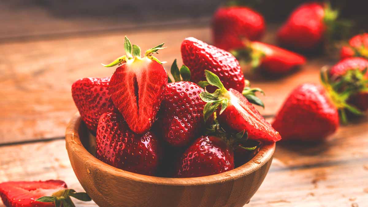 Les fraises d’été sont les fruits les plus contaminés  voici ce seul lavage à faire impérativement avant de les manger