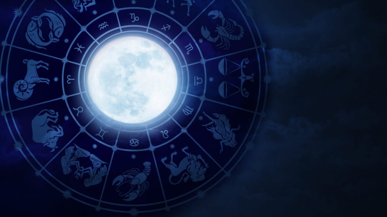 Pleine Lune du 12 mai  ces 4 signes astrologiques vont vivre une tempête émotionnelle