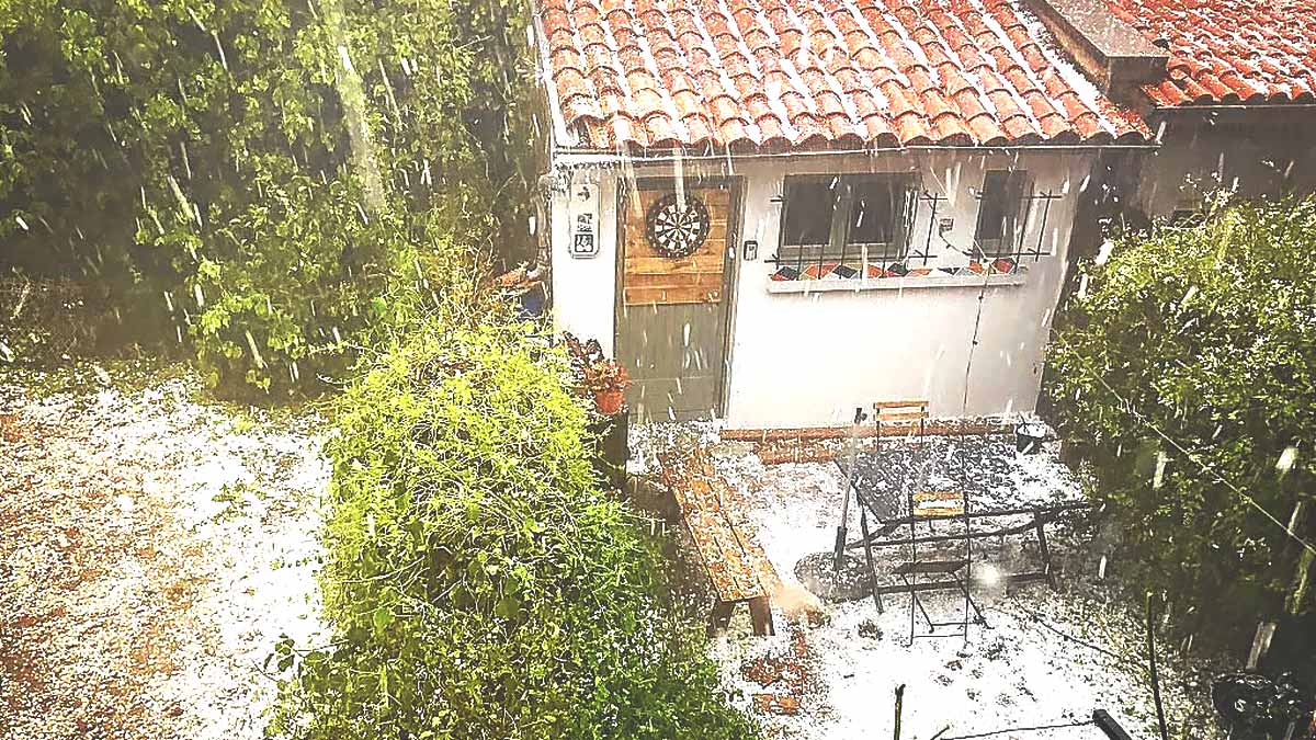Grêlons de 7 cm, TGV évacué, pare-brise percés… Les images choc des intempéries dans le Sud-Ouest